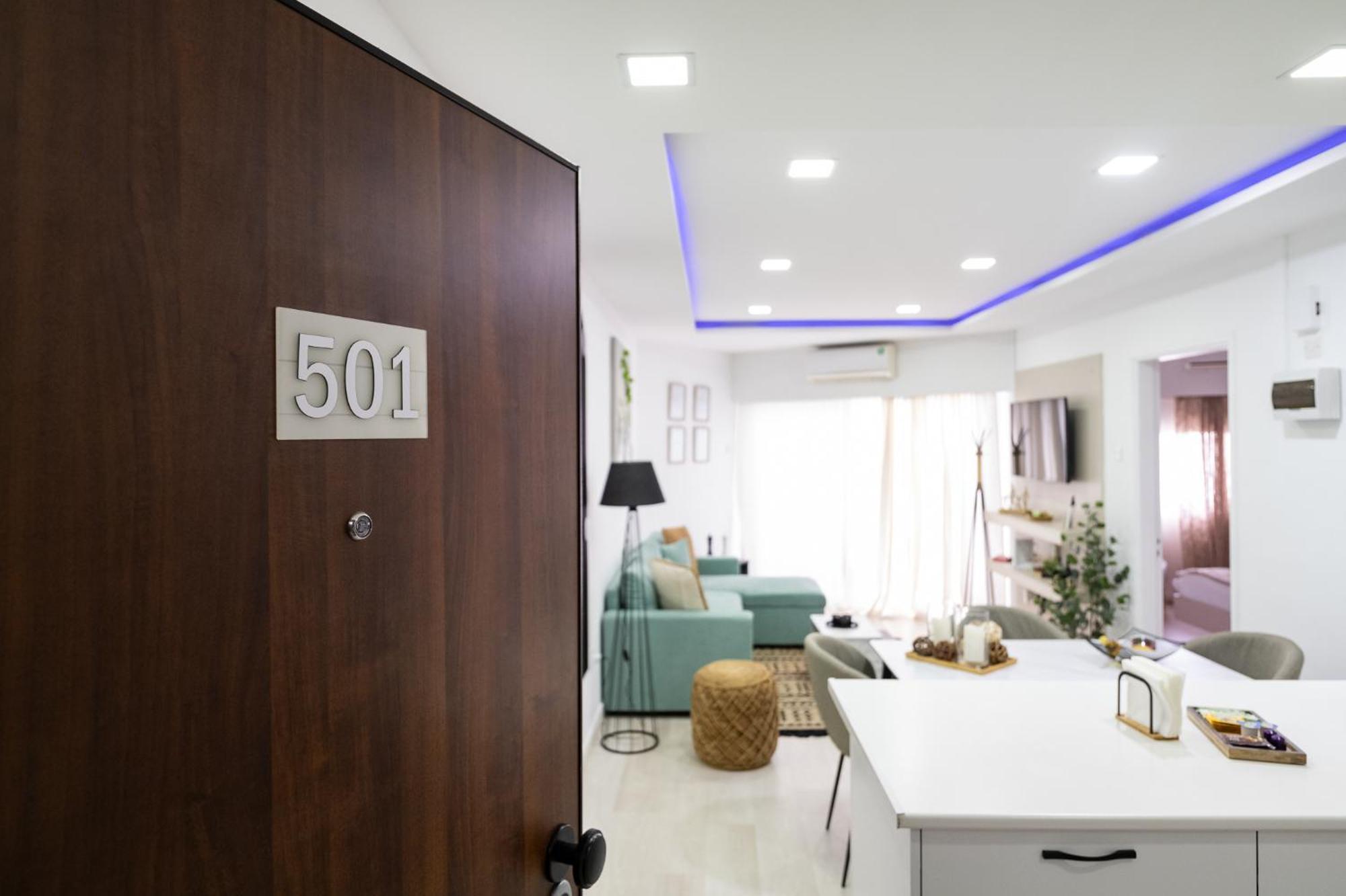 Lazuli Beach & Pool Apartment 501 Ларнака Экстерьер фото