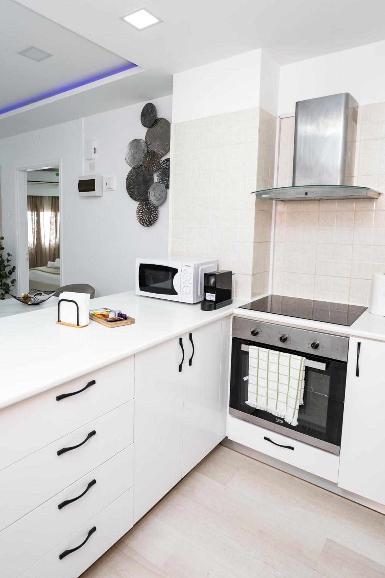 Lazuli Beach & Pool Apartment 501 Ларнака Экстерьер фото